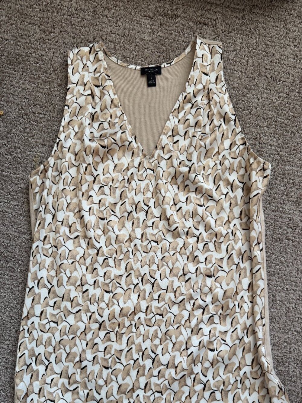 Ann Taylor Factory Neutral Abstract Print Sleeveless Blouse Business Casual S